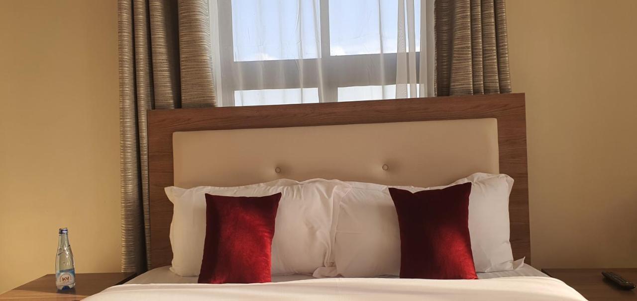 Walabi Mara Hotel Narok Zewnętrze zdjęcie
